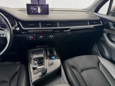 Used 2017 Audi Q7 3.0T Premium Plus w/ Premium Plus Package AWD/4WD image 29