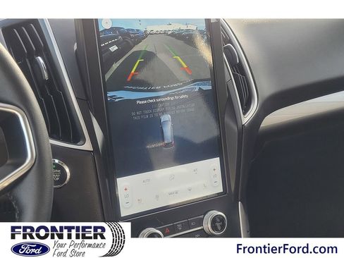 Used 2024 Ford Edge SEL w/ Convenience Package image 23