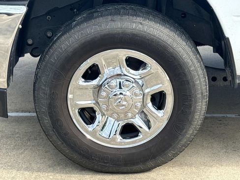 Used 2024 RAM 2500 Big Horn w/ Bed Utility Group AWD/4WD image 5