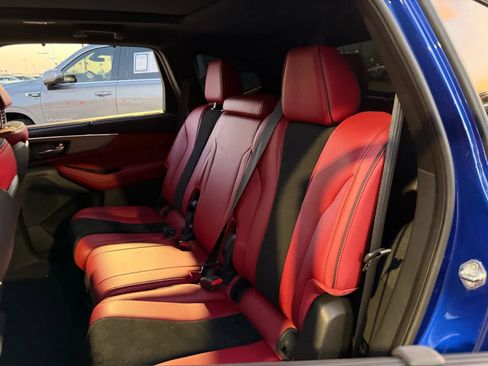 Used 2024 Acura MDX A-Spec image 11