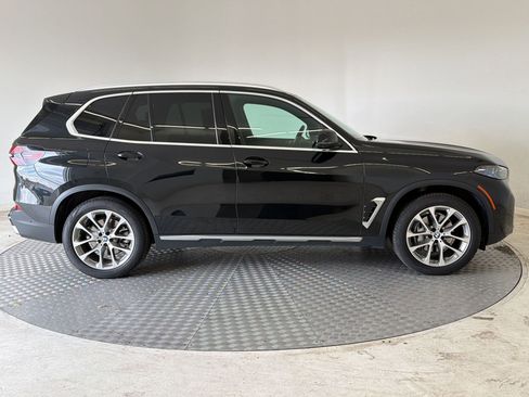 Certified 2024 BMW X5 xDrive40i w/ Executive Package AWD/4WD image 8
