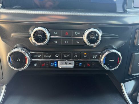 Used 2025 Ford F150 Raptor AWD/4WD image 17