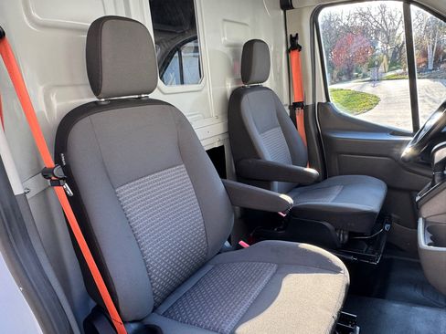 Used 2020 Ford Transit 250 Medium Roof w/ Load Area Protection Package image 16