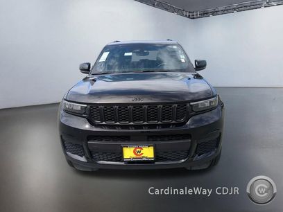 Used 2024 Jeep Grand Cherokee L Laredo