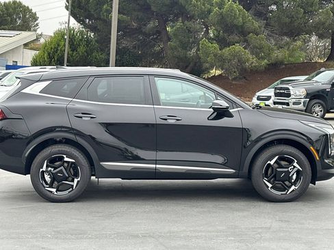 New 2026 Kia Sportage EX AWD/4WD image 3