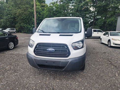 Used 2018 Ford Transit 150 130 Low Roof RWD image 6