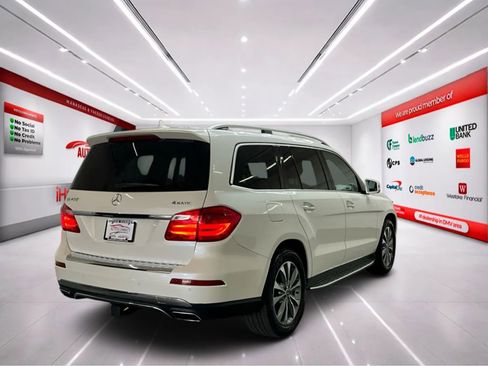 Used 2015 Mercedes-Benz GL 450 4MATIC w/ Appearance Package image 8