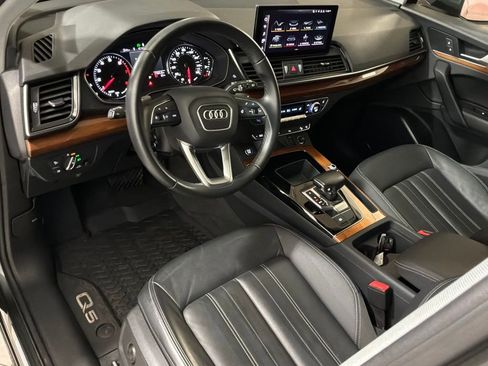 Used 2023 Audi Q5 2.0T Premium w/ Convenience Package AWD/4WD image 18