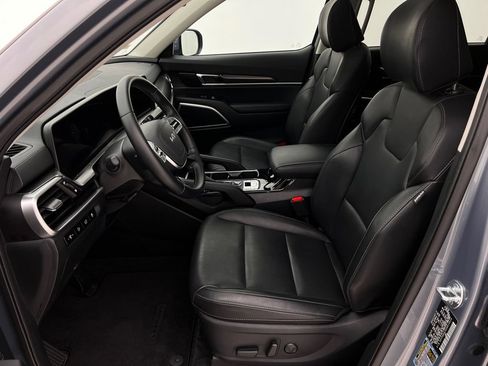 Used 2025 Kia Telluride S AWD/4WD image 11