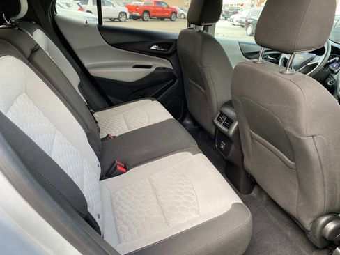Used 2020 Chevrolet Equinox LT image 22