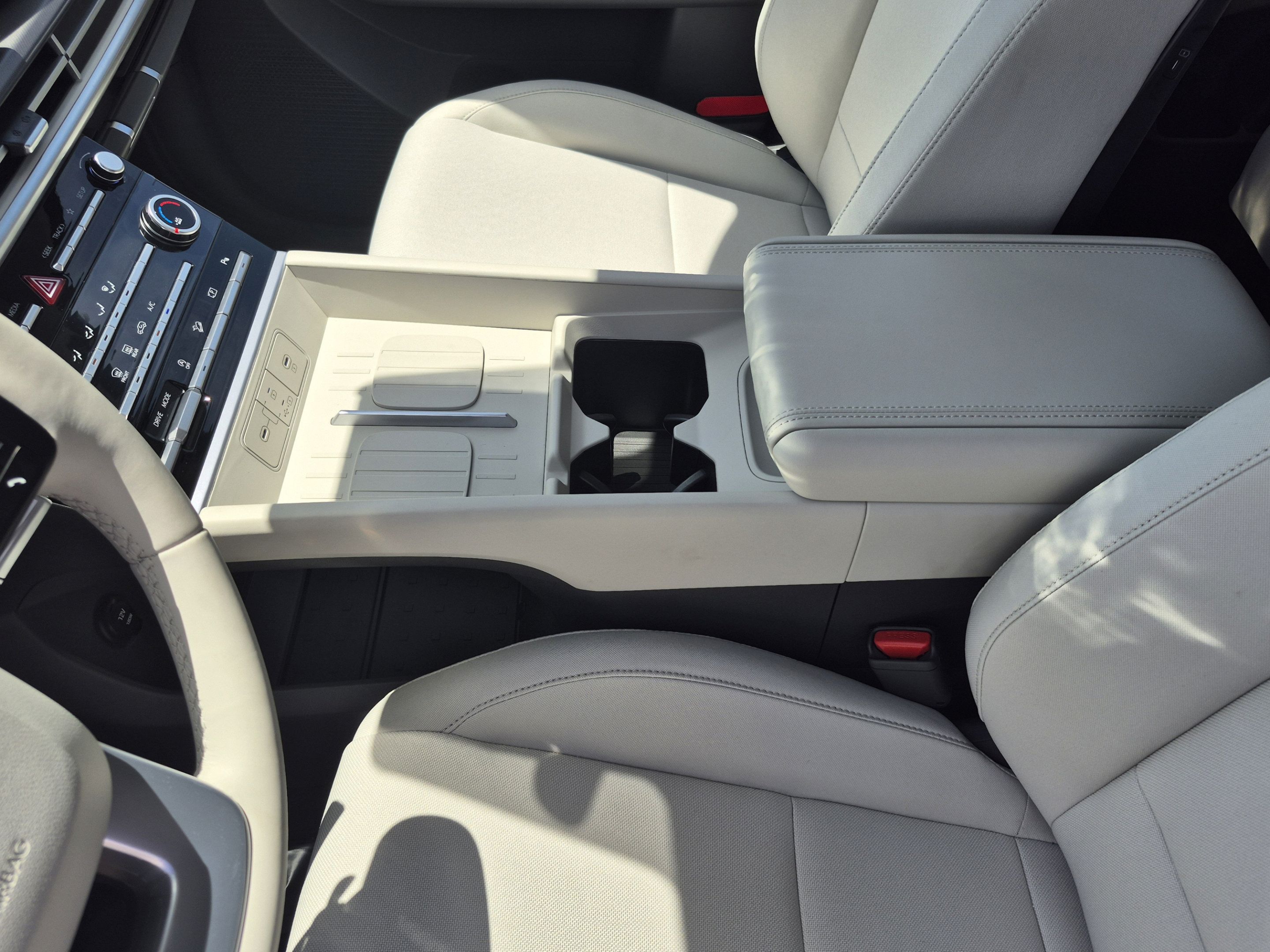 New 2027 Hyundai Santa Fe SE FWD image 24