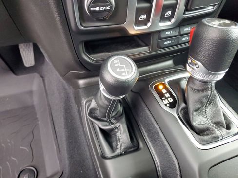 New 2026 Jeep Wrangler Sport AWD/4WD image 23
