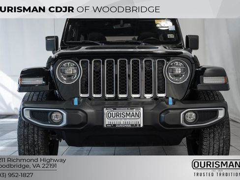 Used 2022 Jeep Wrangler Unlimited Sahara 4xe image 2