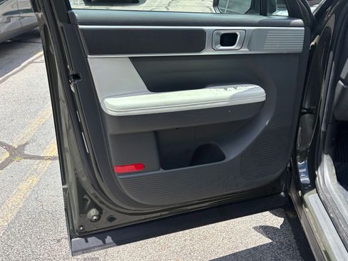 Used 2024 Hyundai Santa Fe SEL FWD image 18