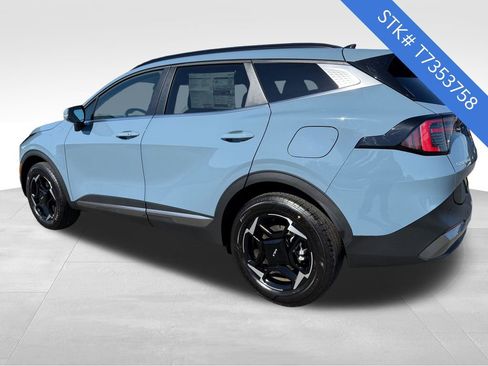 New 2026 Kia Sportage EX w/ EX Panoramic Sunroof Package AWD/4WD image 5