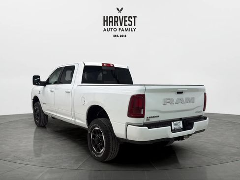 Used 2026 RAM 2500 Laramie AWD/4WD image 4