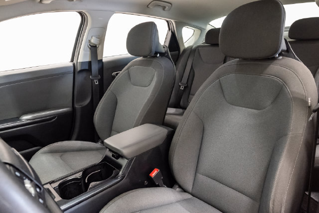 Used 2025 Kia K4 FWD image 9