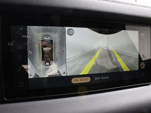 Used 2024 Land Rover Defender 110 S image 15