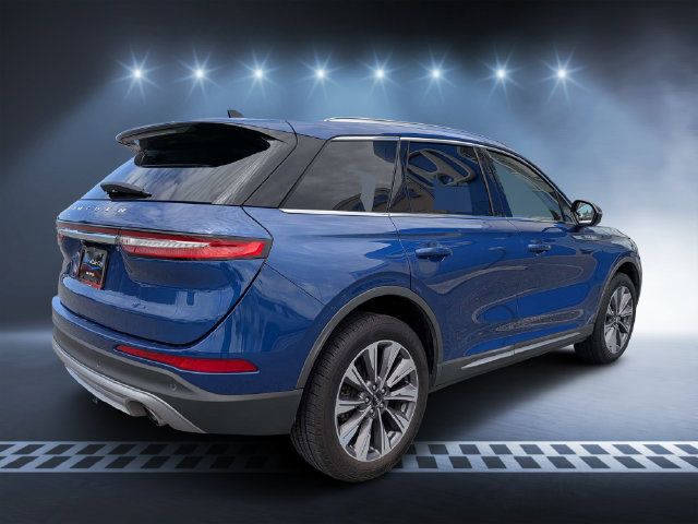Used 2020 Lincoln Corsair Reserve FWD image 2