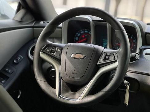 Used 2014 Chevrolet Camaro LS RWD image 21