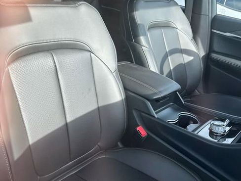 New 2025 Jeep Grand Cherokee L Limited w/ Luxury Tech Group II image 11