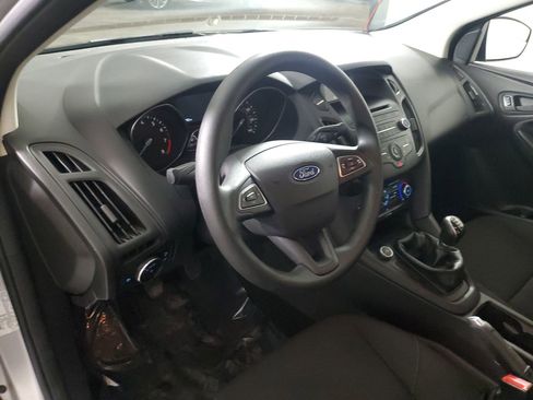 Used 2015 Ford Focus S image 21
