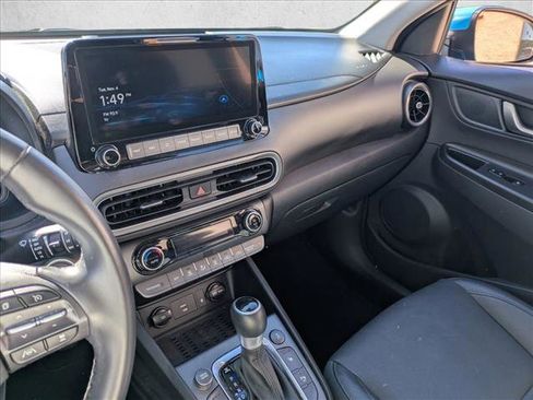 Used 2022 Hyundai Kona Limited image 12