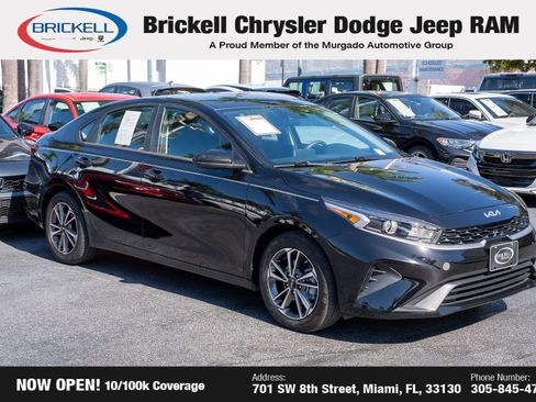 Used 2024 Kia Forte LXS image 3