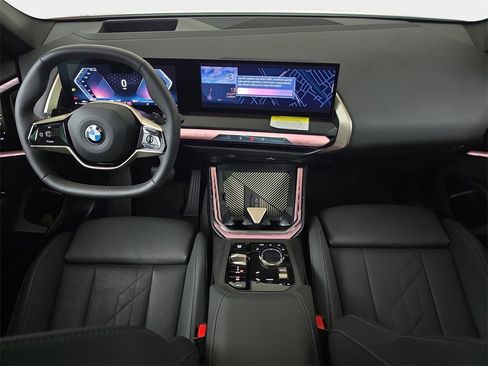Used 2025 BMW X3 xDrive30i w/ Premium Package image 13