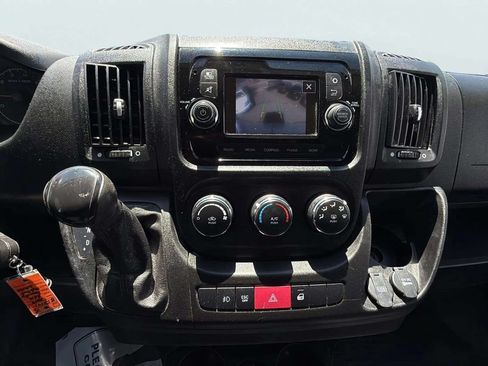 Used 2019 RAM ProMaster 2500 w/ Premium Appearance Group FWD image 12