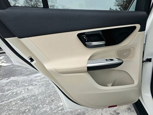 Certified 2025 Mercedes-Benz GLC 300 4MATIC image 27