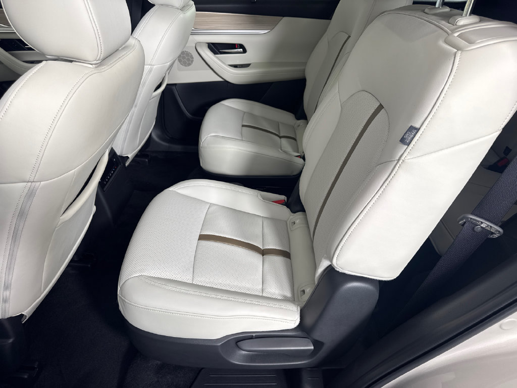 Certified 2025 MAZDA CX-90 Plug-In Hybrid w/ Premium Plus AWD/4WD image 20