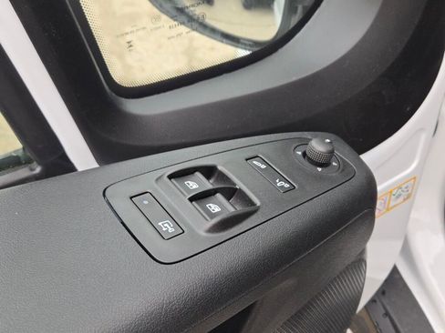 New 2026 RAM ProMaster 2500 w/ Convenience Group image 18