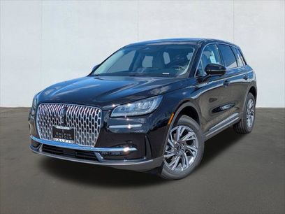 New 2025 Lincoln Corsair AWD w/ Equipment Group 101A