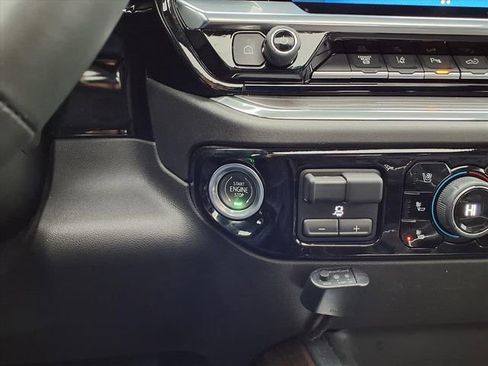 Used 2024 Chevrolet Silverado 2500 High Country w/ High Country Premium Package image 14