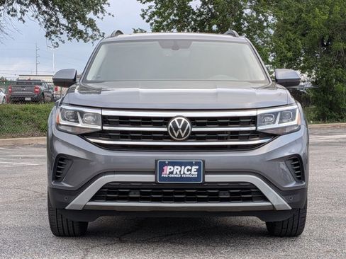 Used 2022 Volkswagen Atlas SE w/ Panoramic Sunroof Package image 2
