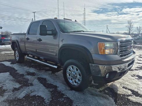 Used 2013 GMC Sierra 2500 SLE w/ SLE Preferred Package image 3