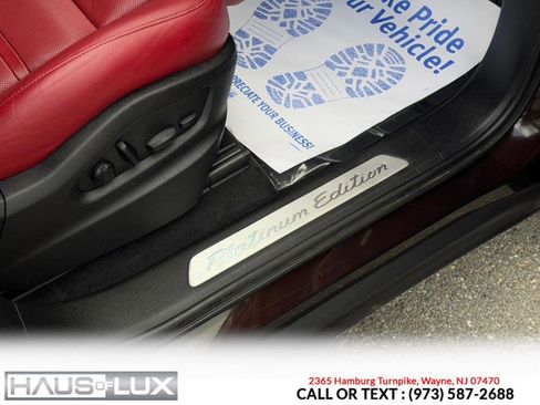 Used 2023 Porsche Cayenne Platinum Edition AWD/4WD image 18