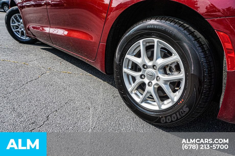 Used 2022 Chrysler Voyager LX FWD image 15