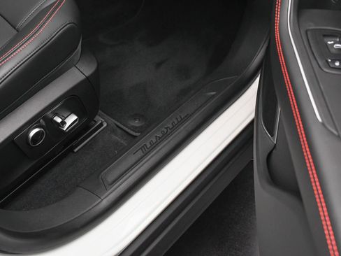 New 2024 Maserati Levante GT Ultima image 45