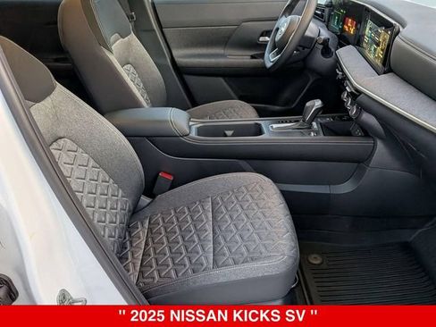 Certified 2025 Nissan Kicks SV AWD/4WD image 35