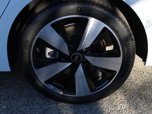 New 2025 Audi A5 2.0T Premium Plus image 13