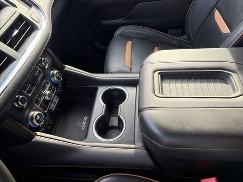 Used 2023 GMC Yukon AT4 w/ AT4 Premium Package AWD/4WD image 25