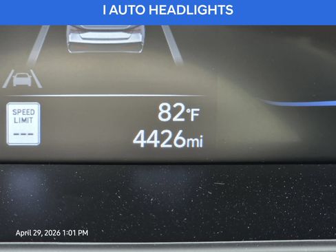 Used 2025 Hyundai Elantra Sport FWD image 30