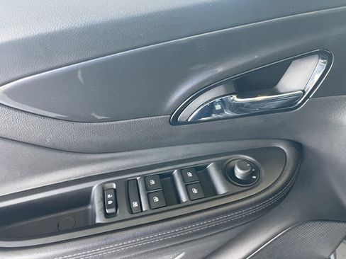 Used 2018 Buick Encore Sport Touring w/ Safety Package AWD/4WD image 18