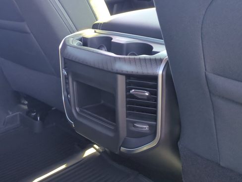 New 2026 RAM 2500 Big Horn AWD/4WD image 32