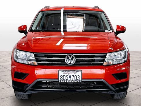 Used 2018 Volkswagen Tiguan S FWD image 2