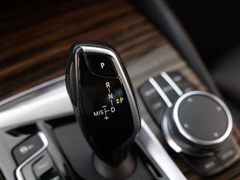 Used 2019 BMW 540i 540i image 48