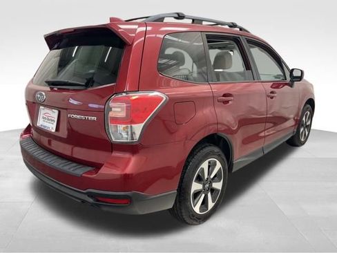 Used 2018 Subaru Forester 2.5i Premium w/ All-Weather Package image 8