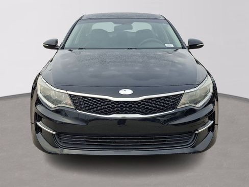 Used 2017 Kia Optima LX image 2